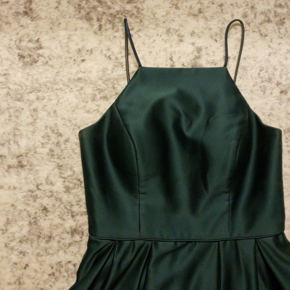 Green high neck satin holiday dress - Picture 2 of 4